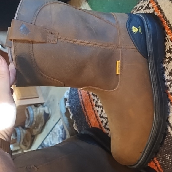 Leather boots - Picture 2 of 8